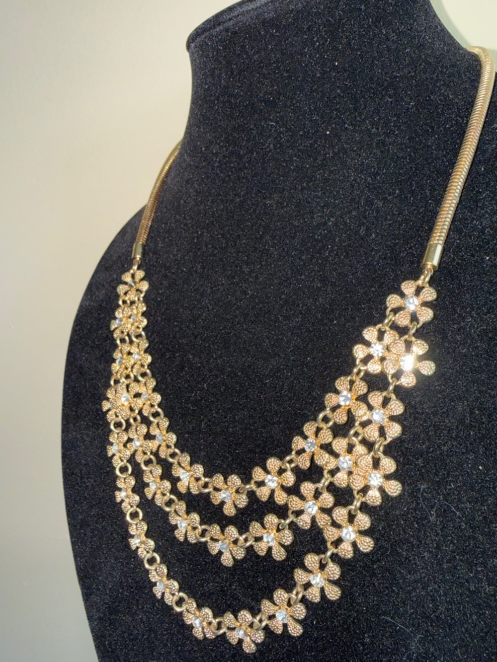 C. Gold-tone Floral Three-Strand Statement Necklace EUC